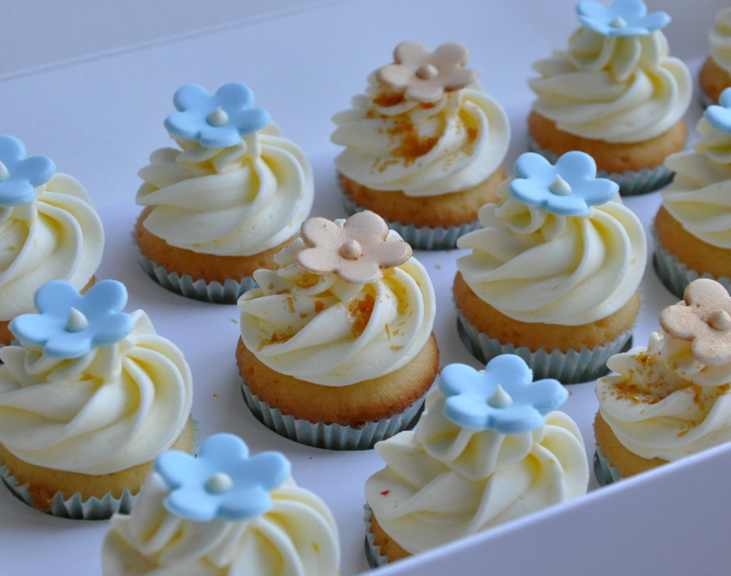 Baby Shower Mini Cupcakes