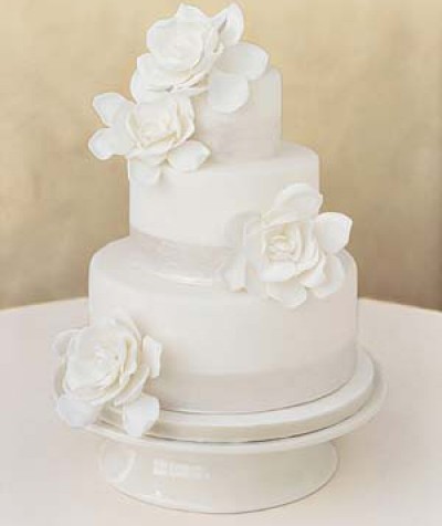 Beautiful White Wedding Cake