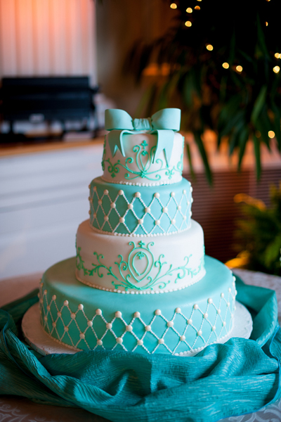 Blue and Turquoise Wedding Cake