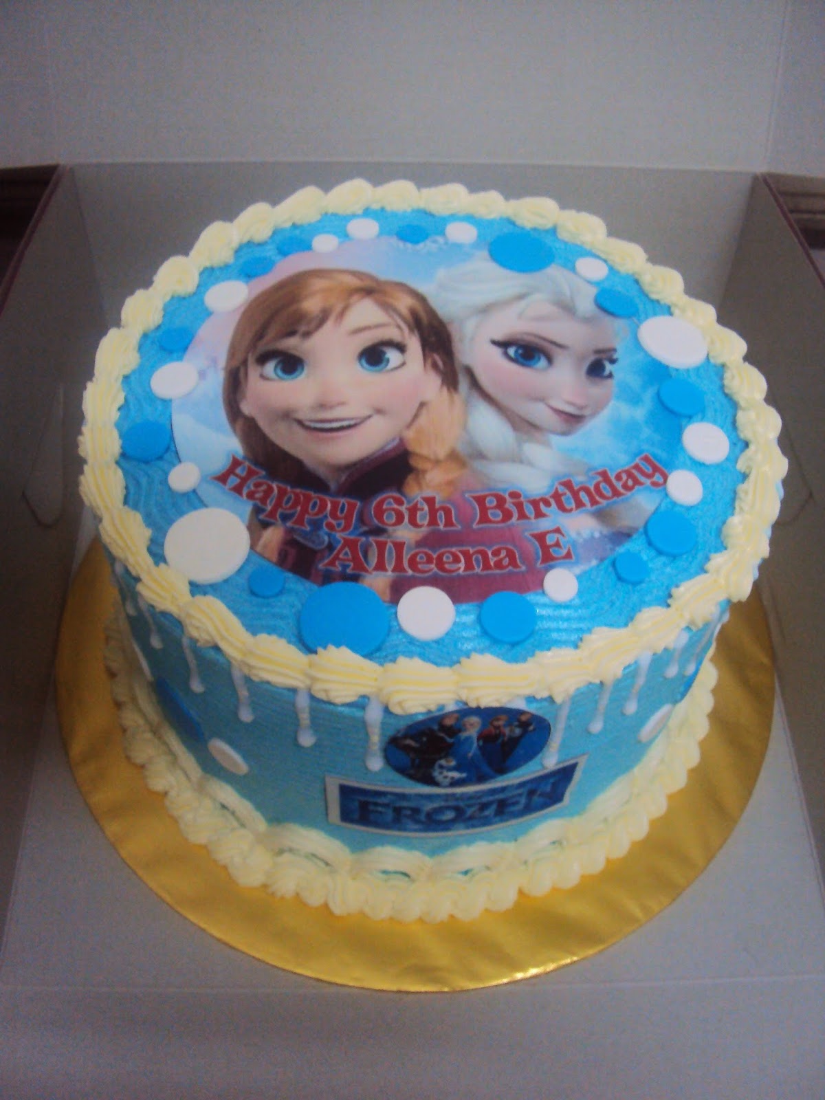 Cartoon Frozen Cake