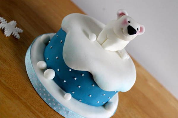 Christmas Polar Bear Cake