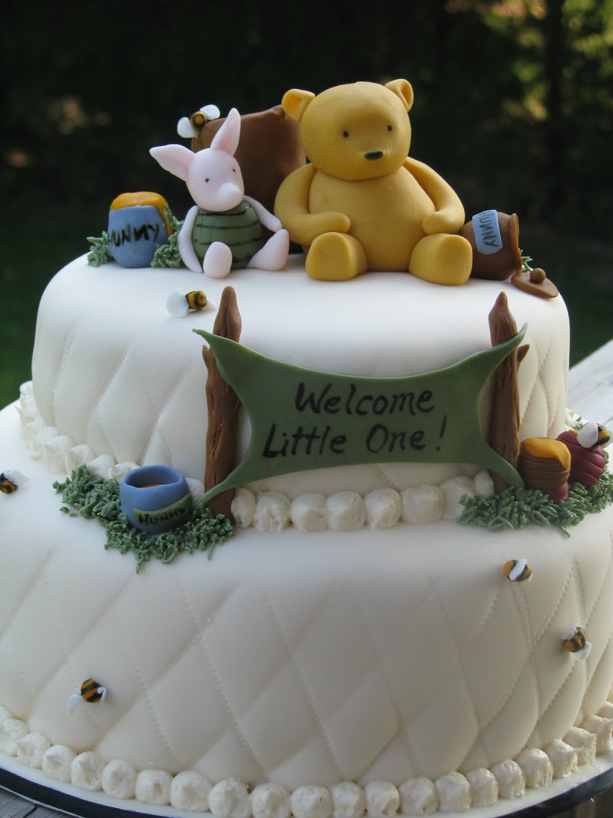 Classic Winnie Pooh Baby Shower Cakes