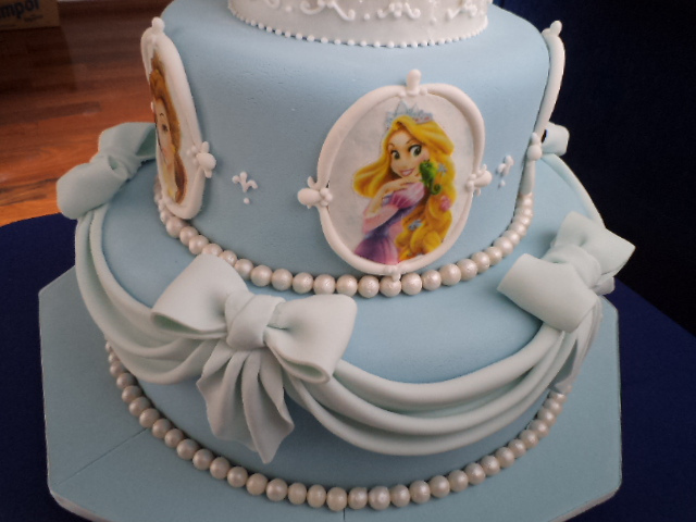 Disney Princess Cinderella Birthday Cake