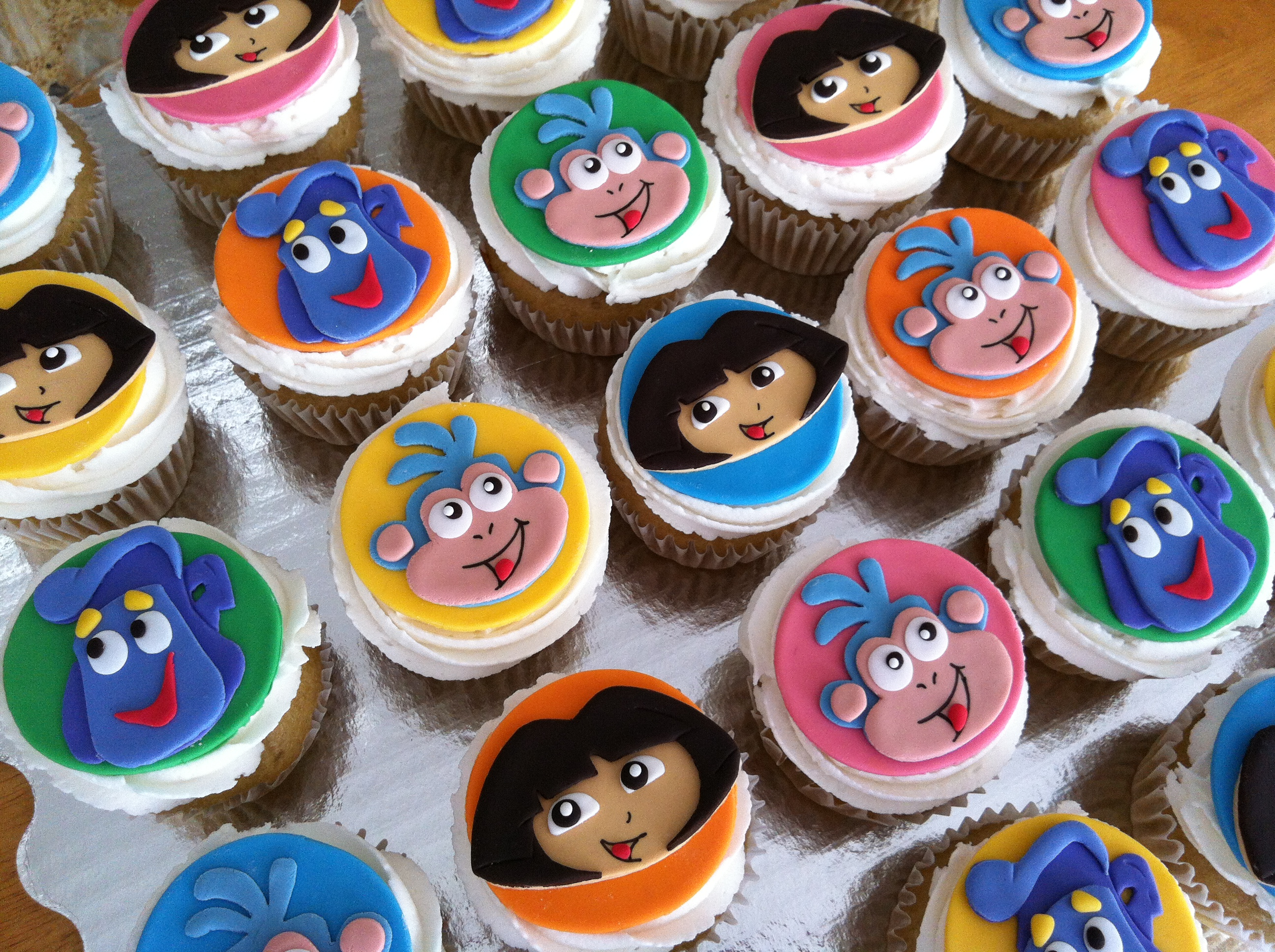 Dora Cupcakes