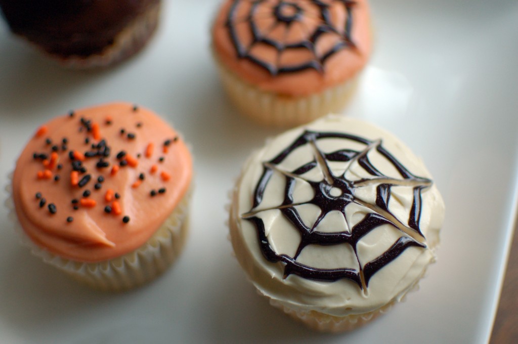 Easy Halloween Cupcakes