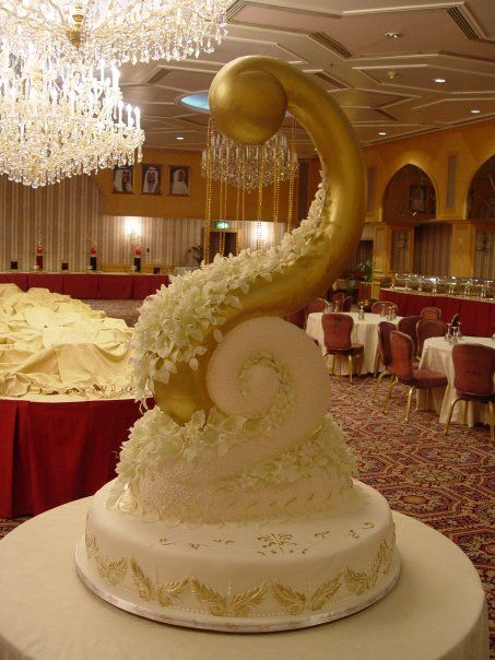 Extravagant Wedding Cake