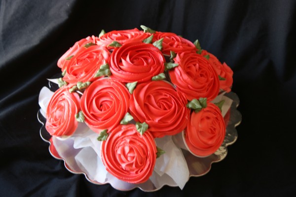 How to Make Cupcake Rose Bouquet