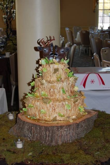 Hunter Theme Grooms Cake