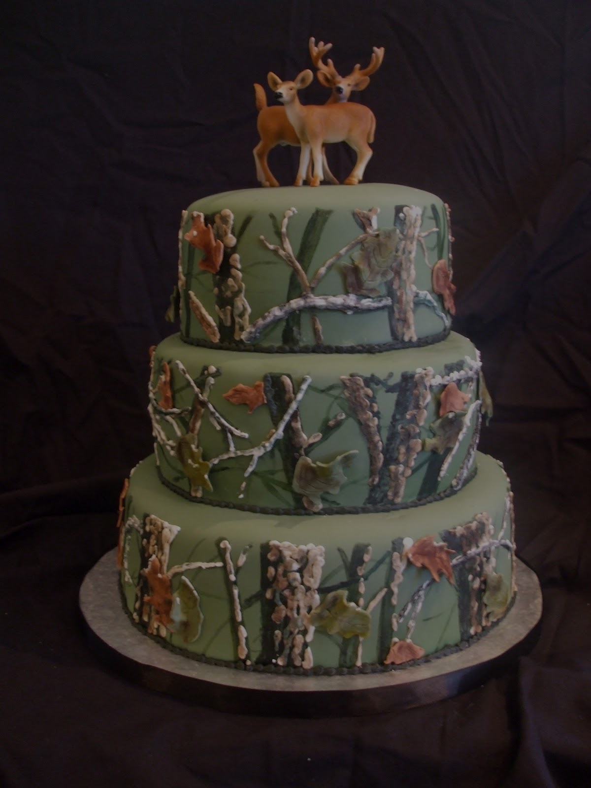 Hunting Grooms Cake