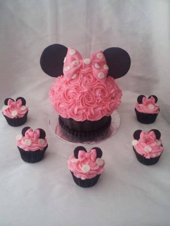 10 Photos of Pink And Gold Minnie Mouse Giant Cupcake Cakes 10 Photos of Pink And Gold Minnie Mouse Giant Cupcake Cakes