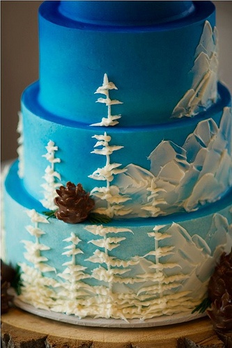 Mountain Scene Wedding Cakes