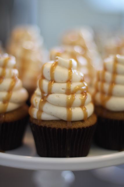 Pumpkin Caramel Cupcakes