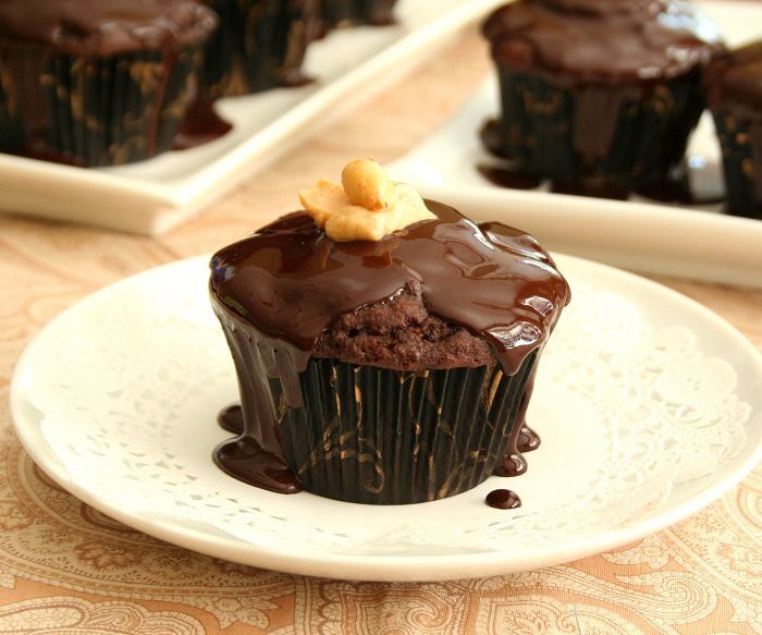 8 Photos of Peanut Butter Cream Filled Cupcakes 8 Photos of Peanut Butter Cream Filled Cupcakes
