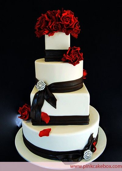 Round Wedding Cake Red Black and White