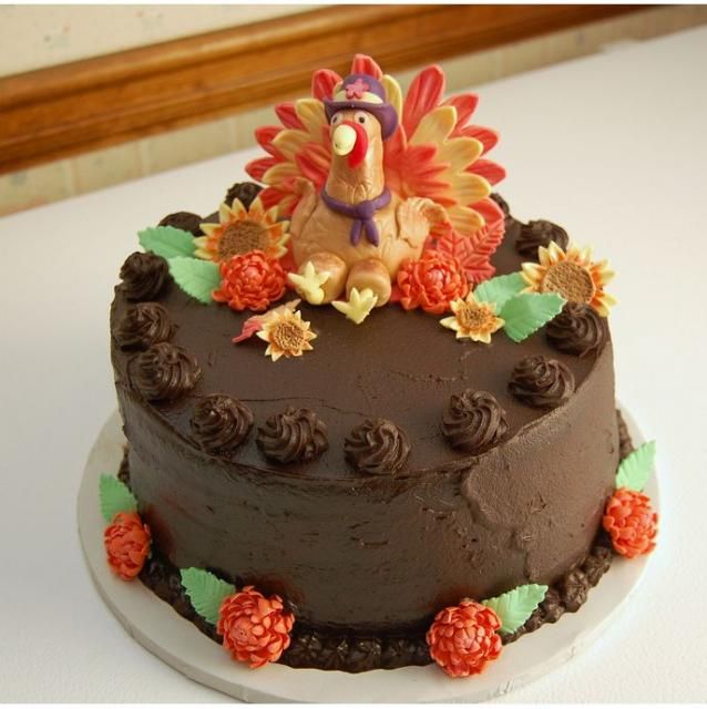 Thanksgiving Cakes with Fondant