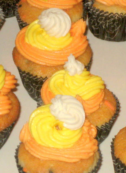 Thanksgiving Mini-Cupcakes Thanksgiving Mini-Cupcakes