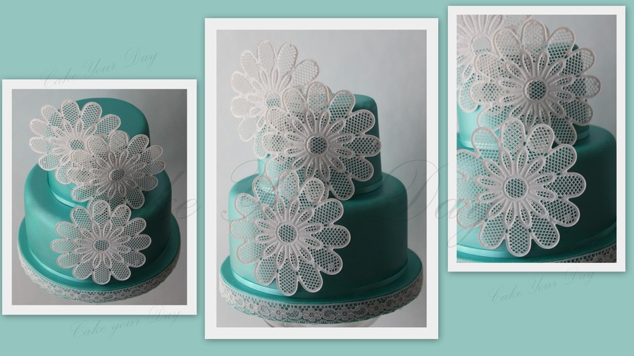Turquoise Wedding Cake with Flowers