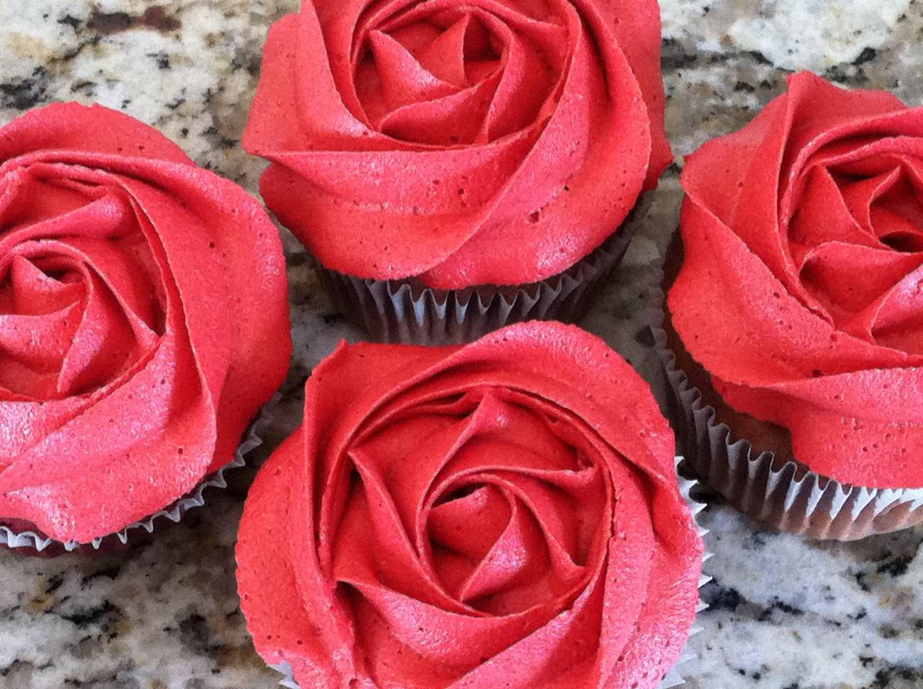 Valentine's Day Cupcake Cake Ideas