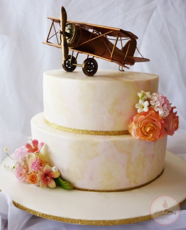 Vintage Plane Theme Wedding Cakes