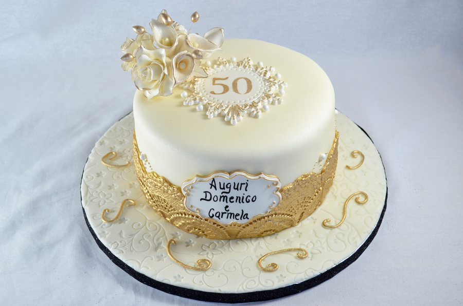 White and Gold 50th Anniversary Cake White and Gold 50th Anniversary Cake