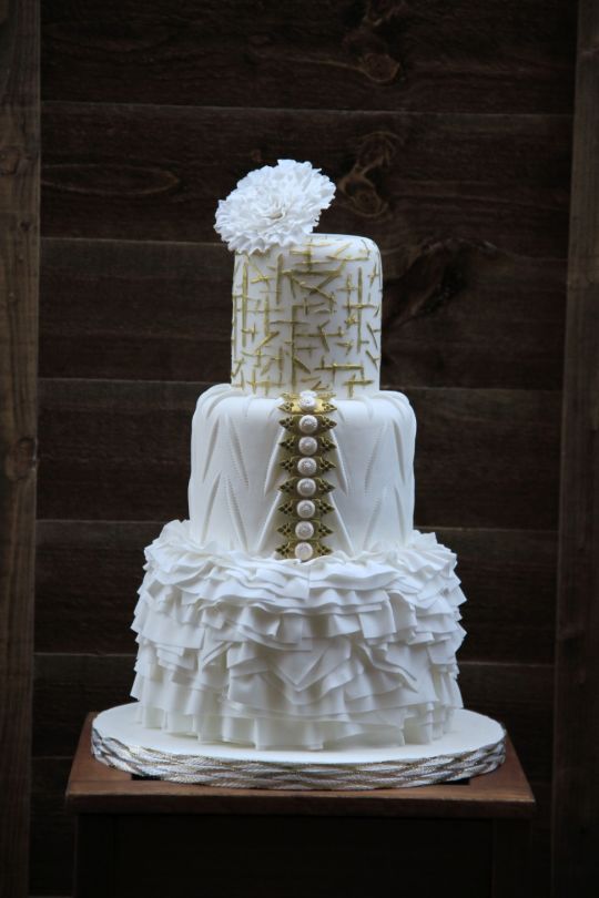 White and Gold Wedding Cake