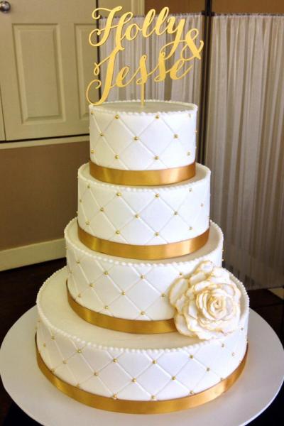 White and Gold Wedding Cake