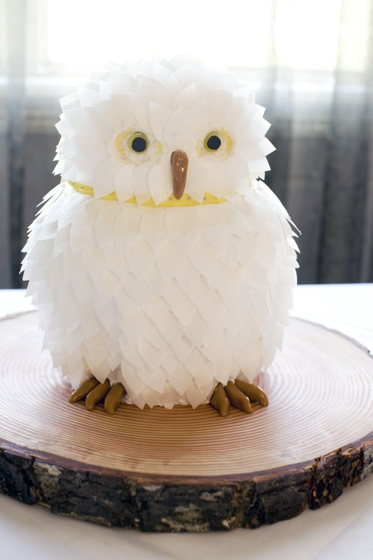 White Owl Cake