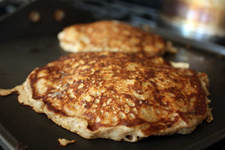 Apple Cinnamon Pancakes Recipe