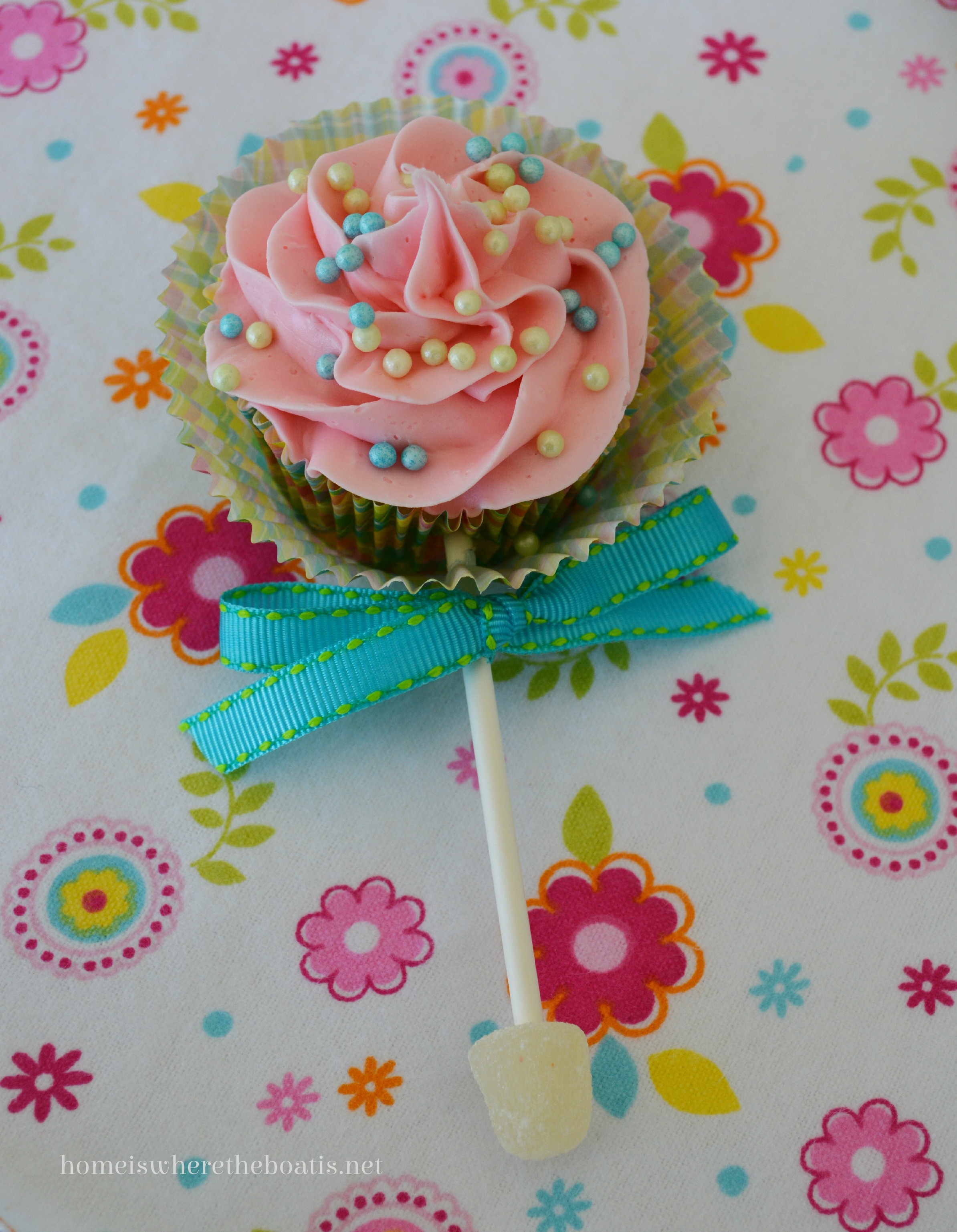 Baby Rattle Cupcakes