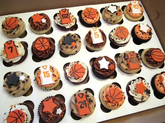 Basketball Cupcakes