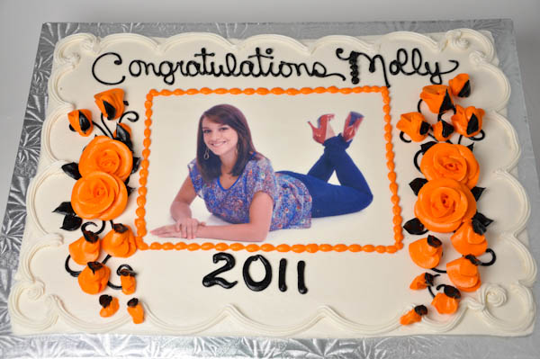 Bethel Bakery Graduation Cakes