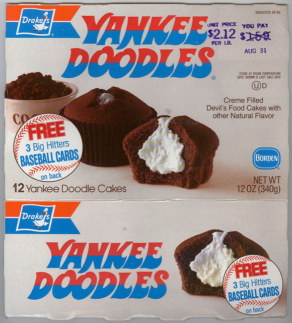 Drake's Yankee Doodles Cakes