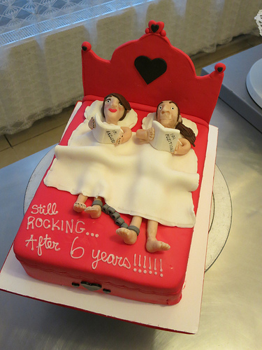 Funny Wedding Anniversary Cake