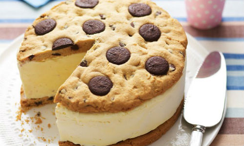 Giant Ice Cream Sandwich Cake