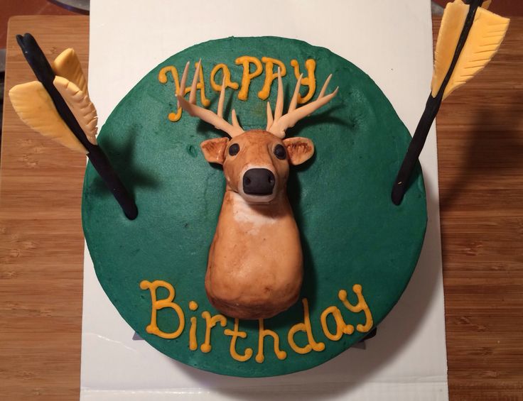 Happy Birthday Hunting Cake