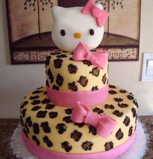 Hello Kitty Leopard Print Cake