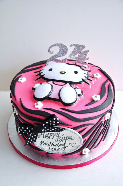 Hello Kitty Zebra Print Cake