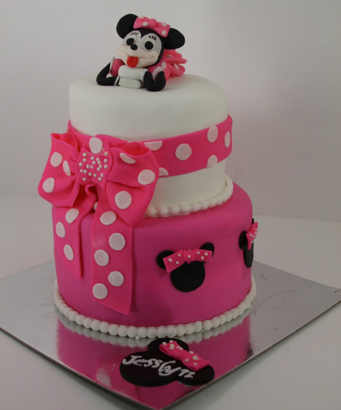 Mini Mouse Cake