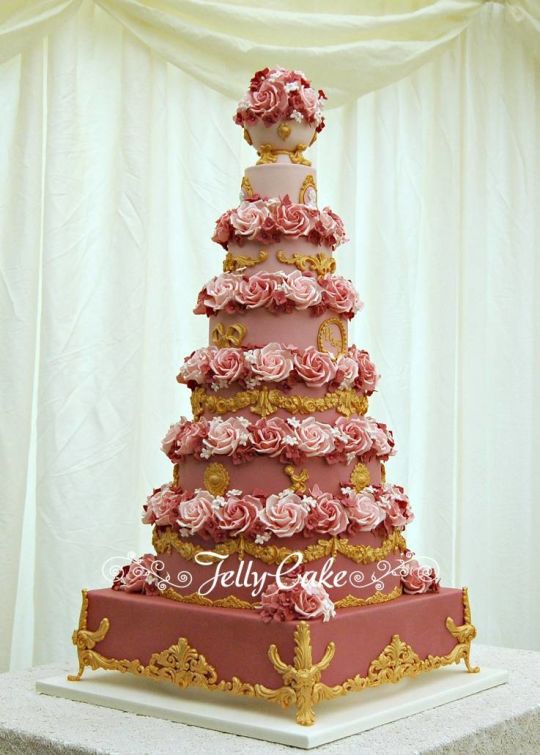 Pink and Gold Wedding Cake