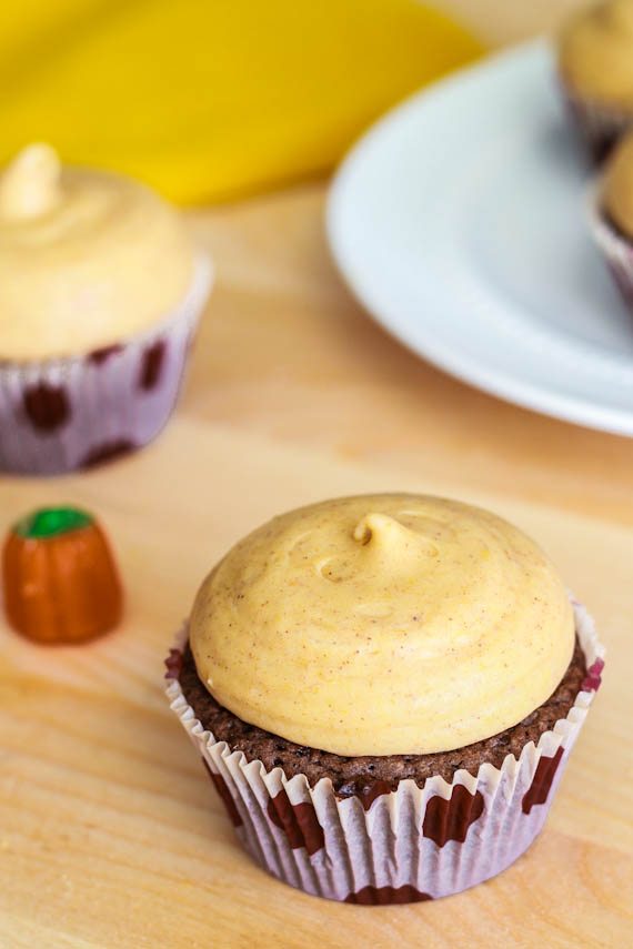 Pumpkin Cupcakes with Cream Cheese Frosting Pumpkin Cupcakes with Cream Cheese Frosting