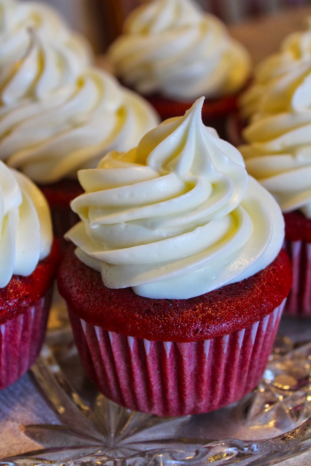 Red Velvet Cupcakes with Cream Cheese Filling