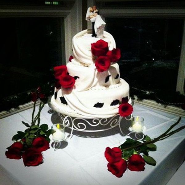 Red Velvet Wedding Cake Ideas
