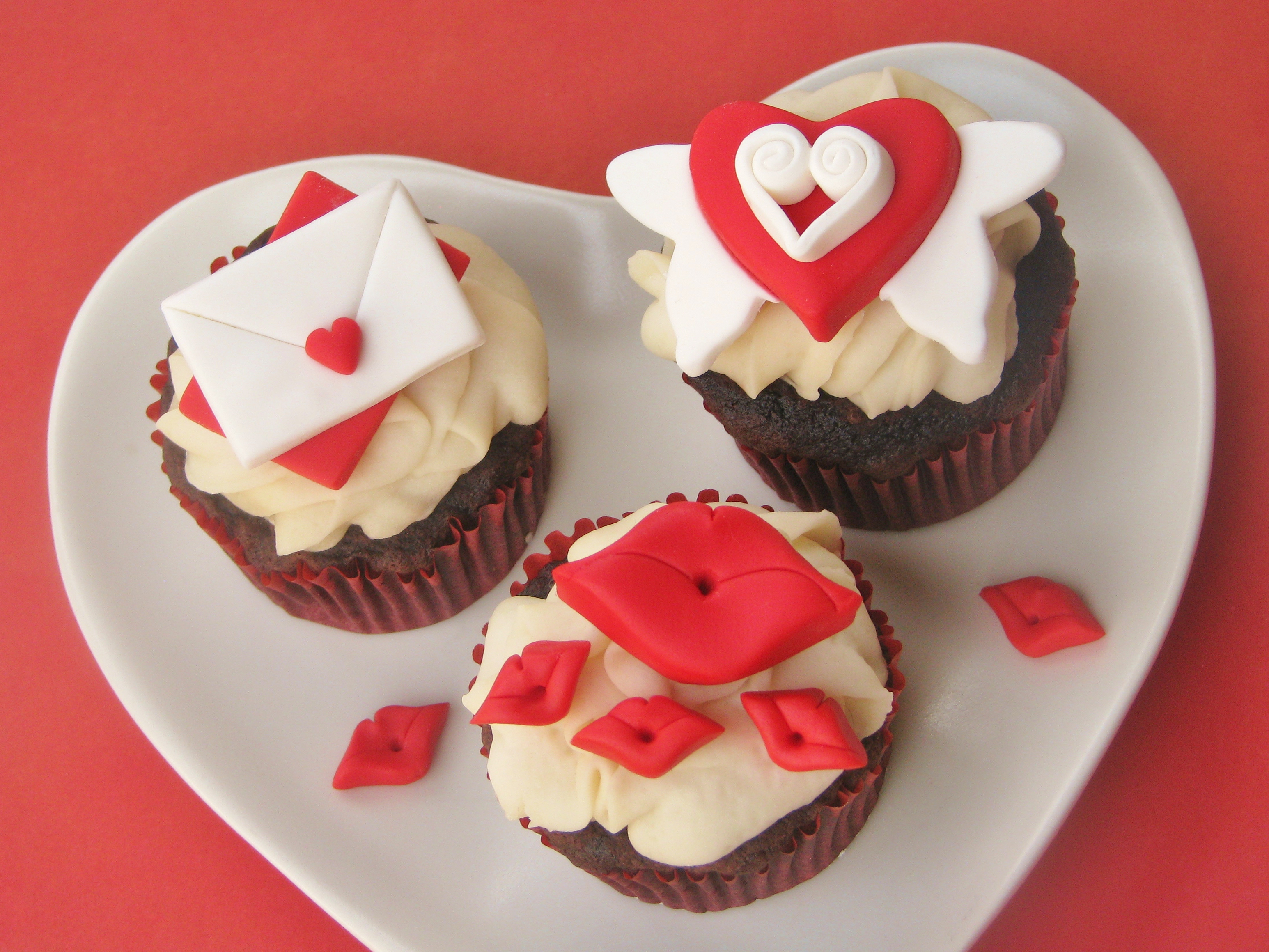 12 Photos of Images Valentine's Day Cupcakes