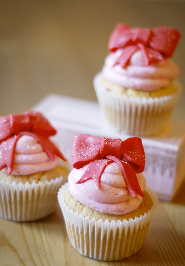 Valentine's Day Cupcakes Valentine's Day Cupcakes