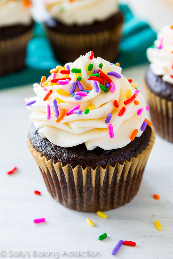 Vanilla Cupcakes with Chocolate Frosting