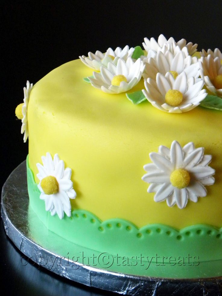 Yellow Fondant Cake Yellow Fondant Cake