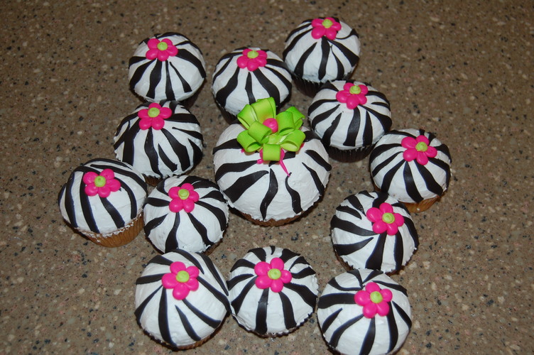 Zebra Stripe Cupcakes Zebra Stripe Cupcakes