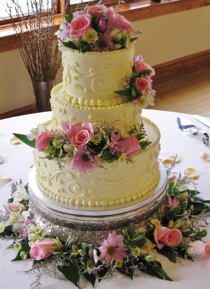 3 Tier Wedding Cake with Buttercream Flowers