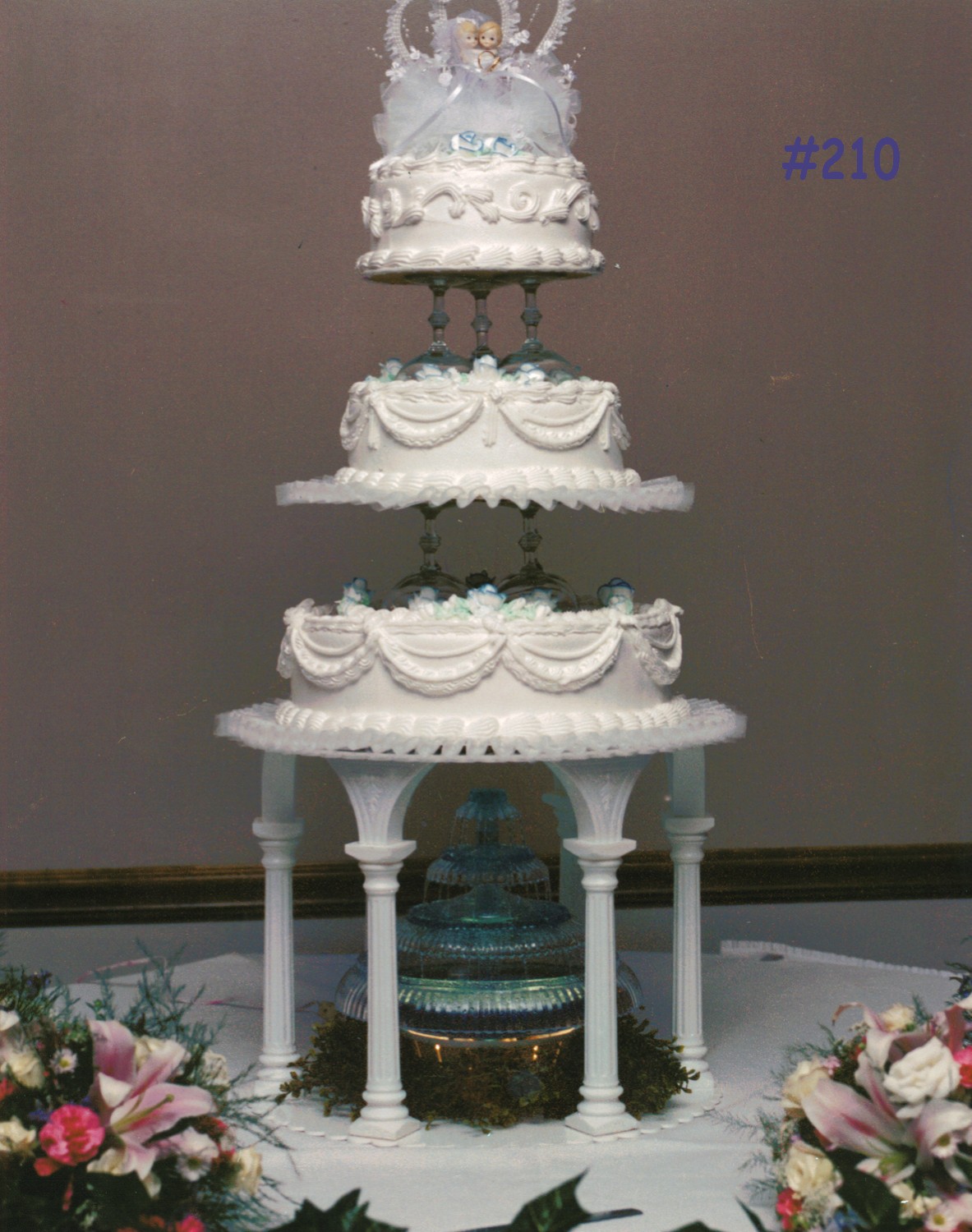 3 Tier Wedding Cake with Fountain