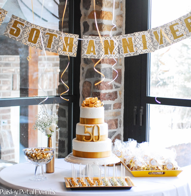 50th Wedding Anniversary Table Ideas